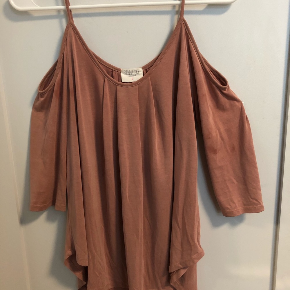 Sienna Sky Cold shoulder top